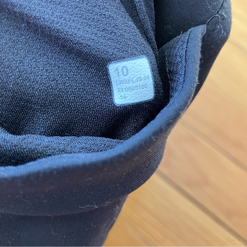 Lululemon Black Fleece Cold Weather Outdoor High-Rise Running Tight Leggings 10 - Picture 7 of 15
